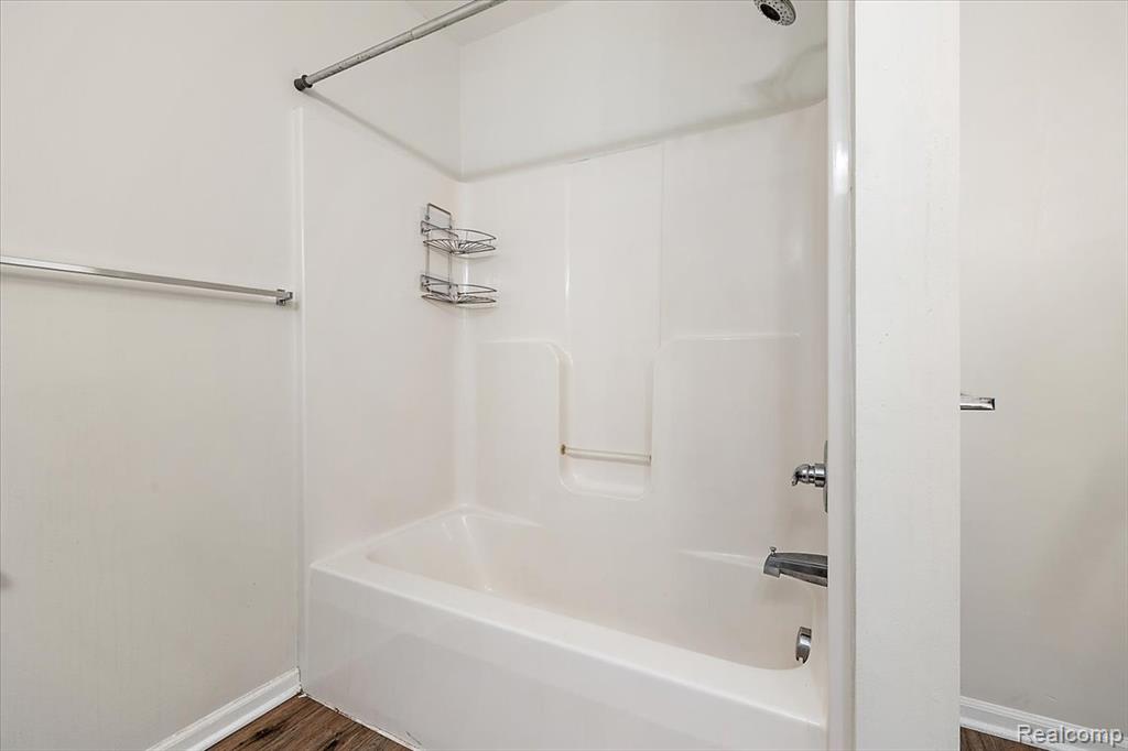 1400 Helen Street, Detroit, MI 48207 — Photo 37