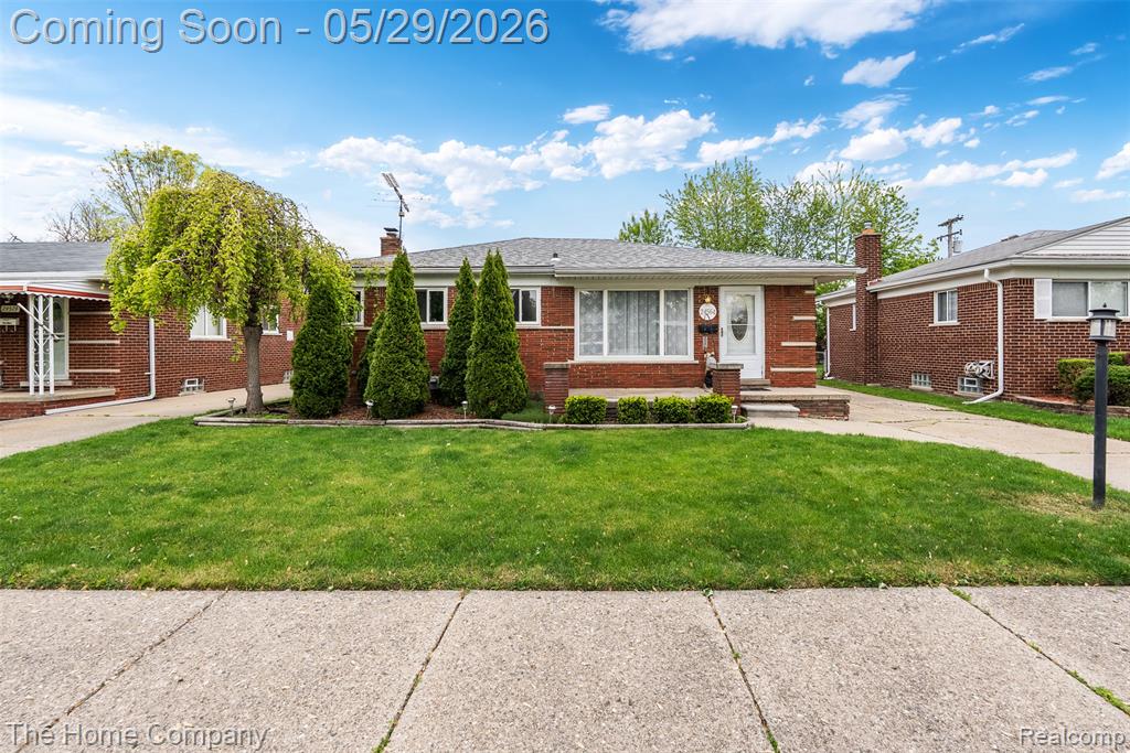 24564 Marine Avenue, Eastpointe, MI 48021 — Photo 2
