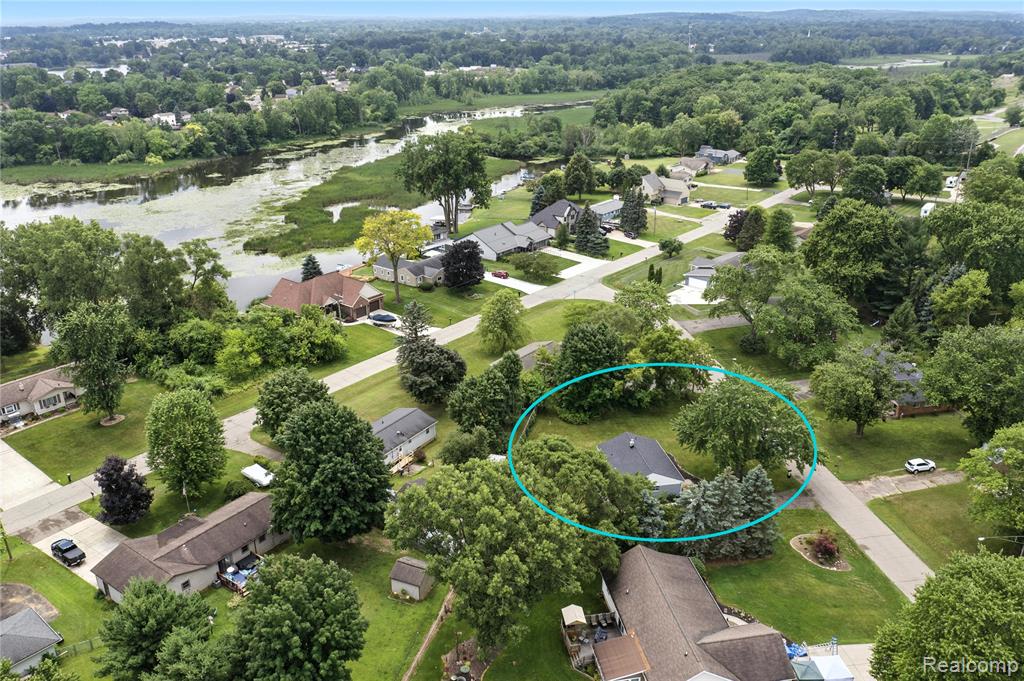 4736 Summerhill Drive, Clarkston, MI — Photo 3