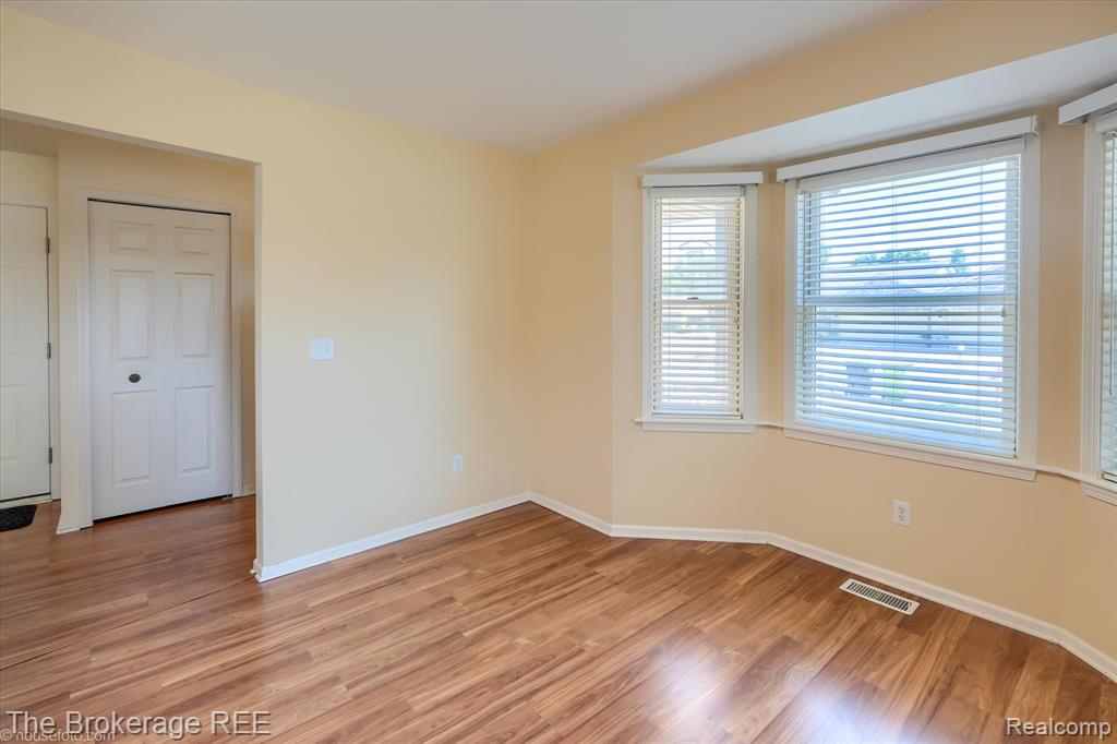 5930 Cross Creek Drive, 246, Swartz Creek, MI 48473 — Photo 19