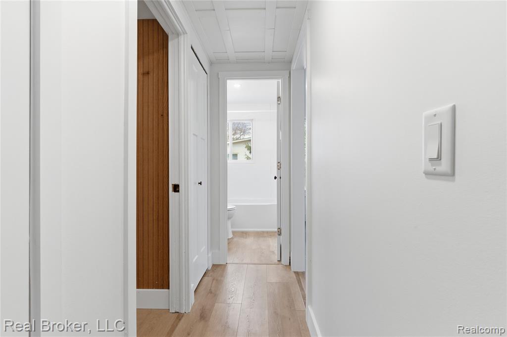 6351 Beth, Brighton, MI 48116 — Photo 7
