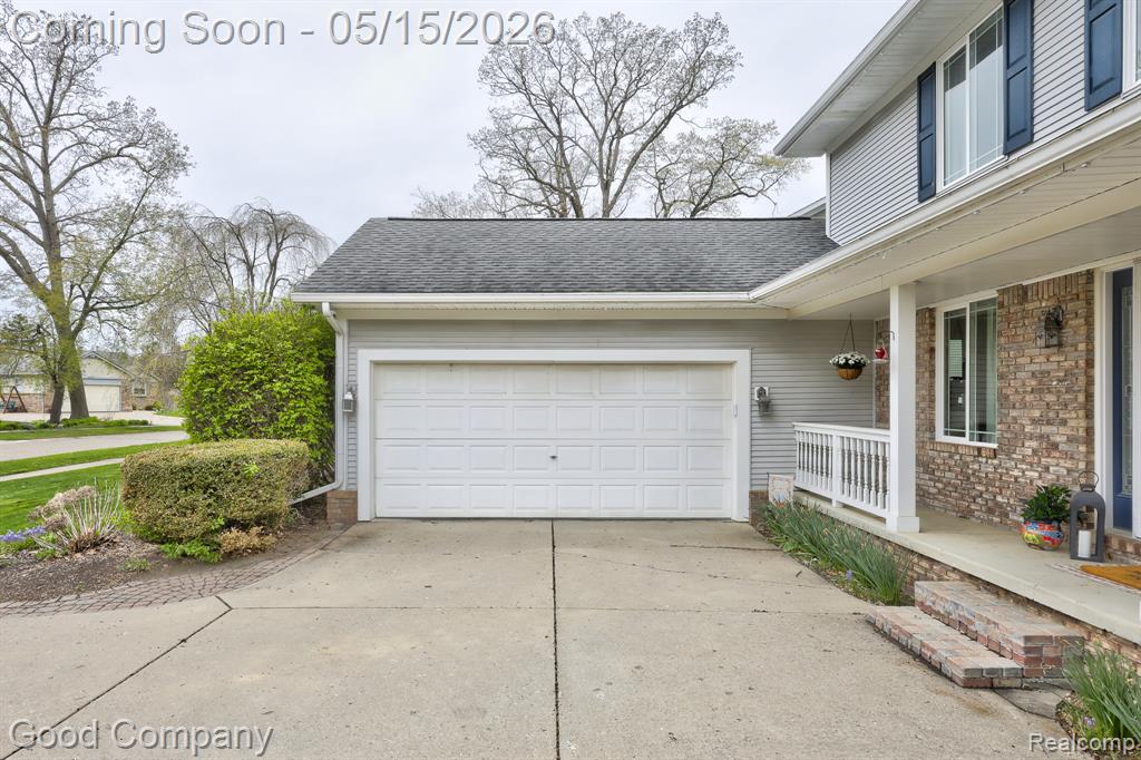 2370 Lansbury Drive, Waterford, MI 48329 — Photo 64