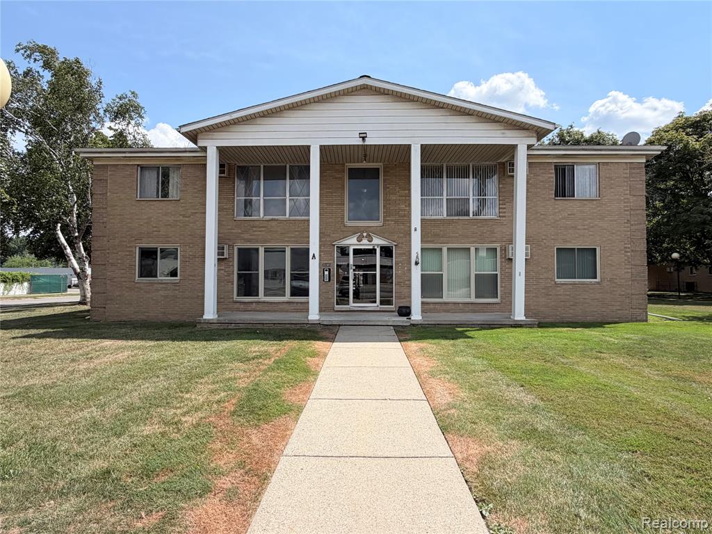 26305 W 7 mile rd Road, 201, Redford, MI 48240