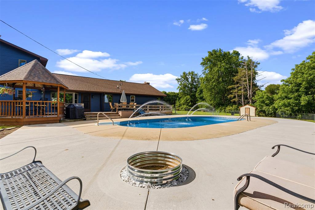 6699 E Lansing Road, Durand, MI 48429 — Photo 49