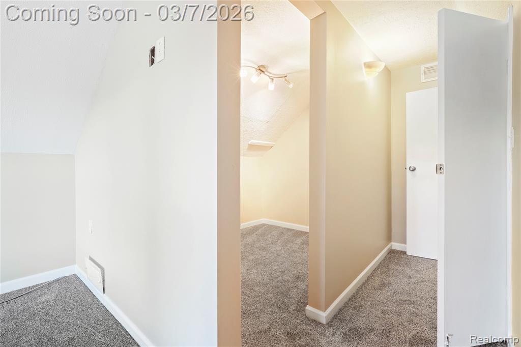 405 Lincoln Street, Fenton, MI 48430 — Photo 4