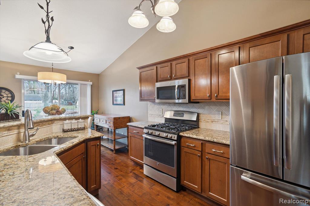 37101 AMHURST Drive, Westland, MI — Photo 16