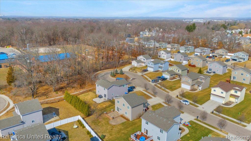 6453 MISTY, Waterford, MI 48327 — Photo 35