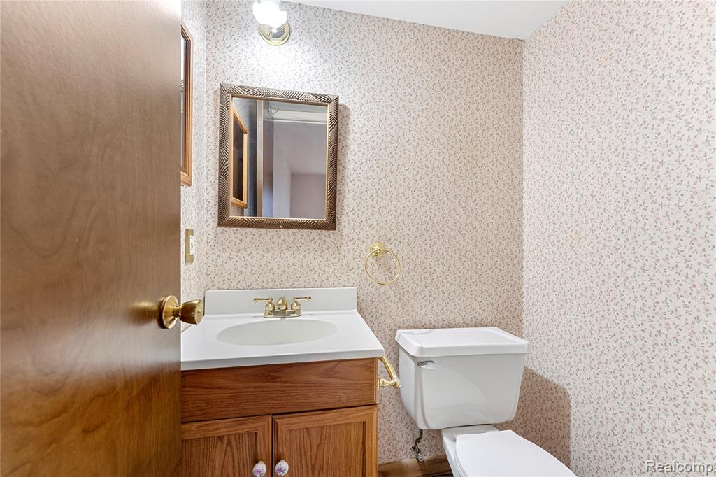 4655 Leisure Lane, 48, Trenton, MI 48183 — Photo 11
