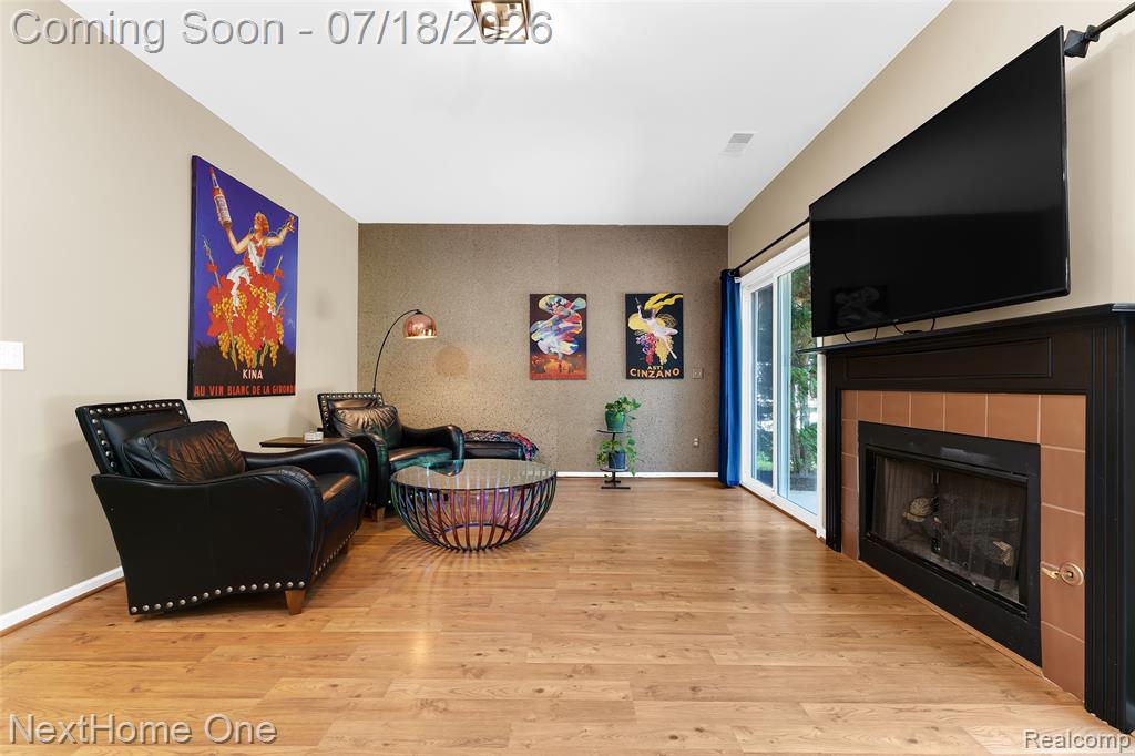 6496 Lake Meadow Drive, Waterford, MI 48327 — Photo 10