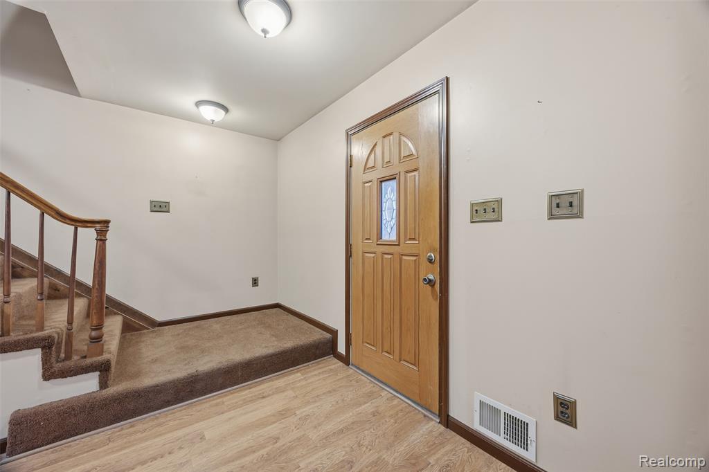 21650 Telegraph Road, Romulus, MI 48174 — Photo 19