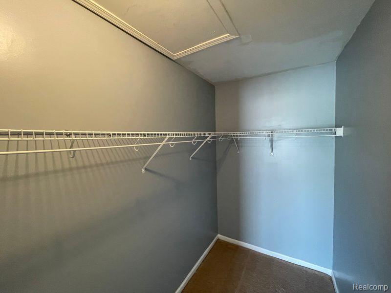 45538 WARWICK Drive, Macomb, MI 48044 — Photo 9