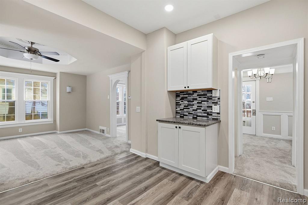 142 Miller Street, Mount Clemens, MI 48043 — Photo 24