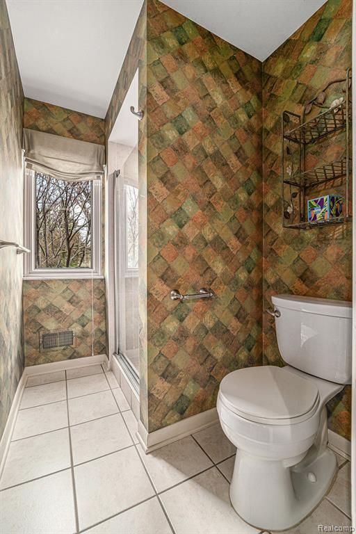 8165 Holcomb Road, Clarkston, MI 48348 — Photo 17