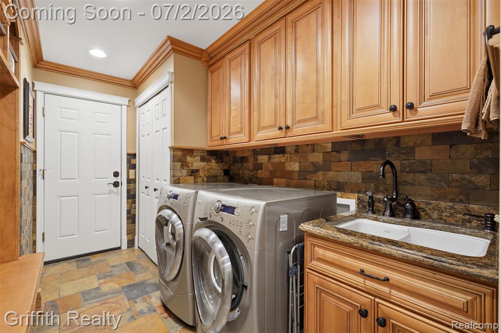 4603 Golf View Drive, Brighton, MI 48116 — Photo 18