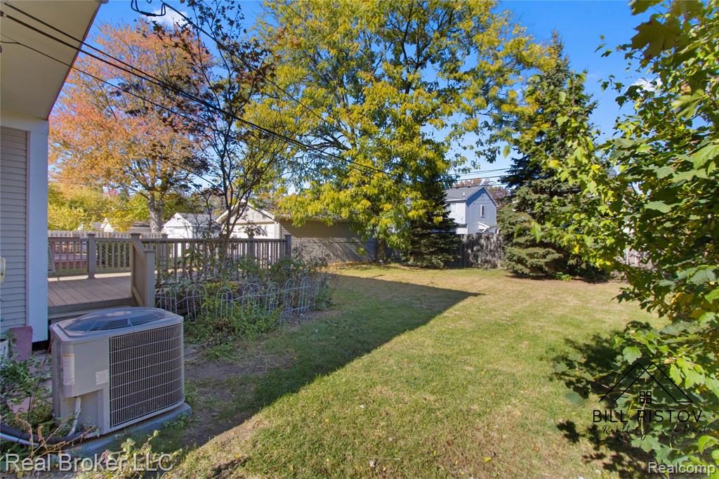 423 Dewey Street, Royal Oak, MI 48067 — Photo 29
