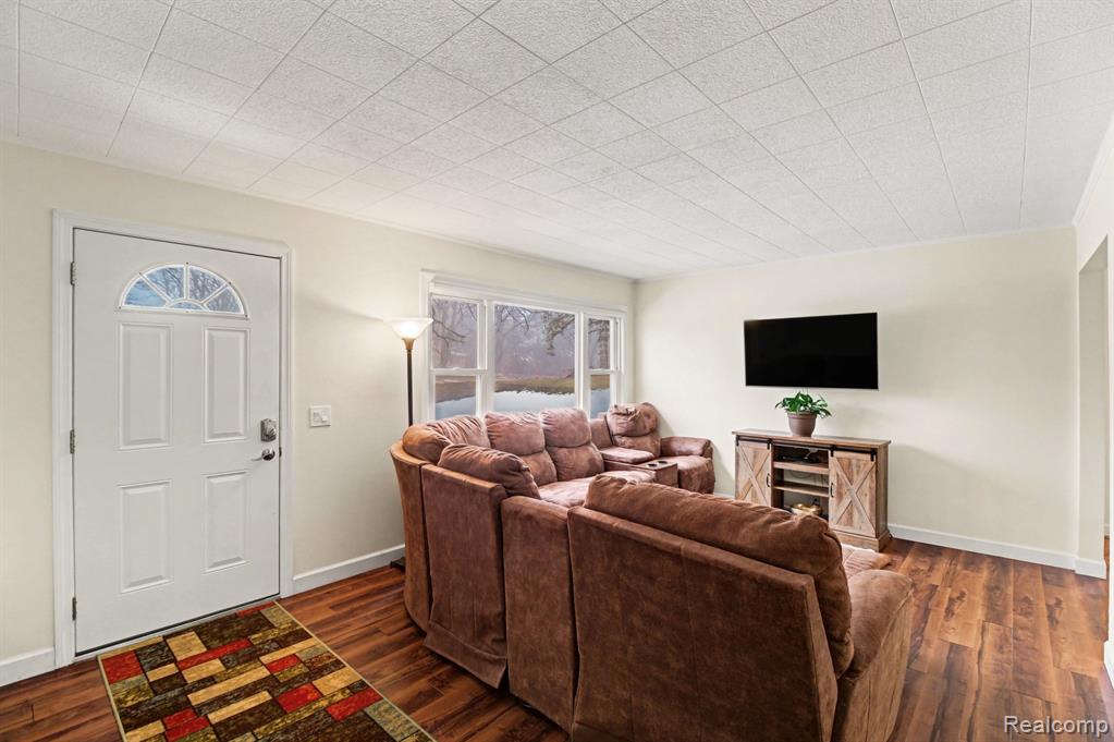768 Pleasant Ridge, Lake Orion, MI 48362 — Photo 13