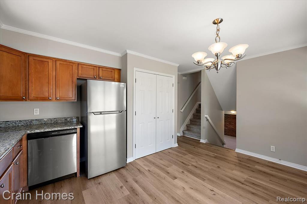 39648 Parklawn Drive, Sterling Heights, MI 48313 — Photo 24