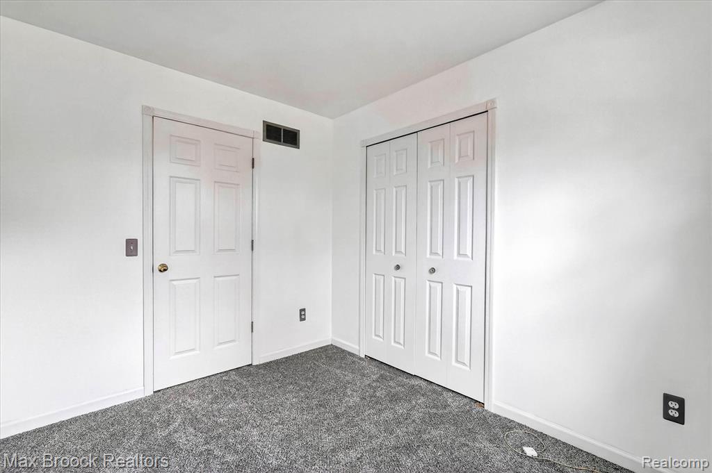 5001 Sylvanview Drive, Clarkston, MI 48348 — Photo 23