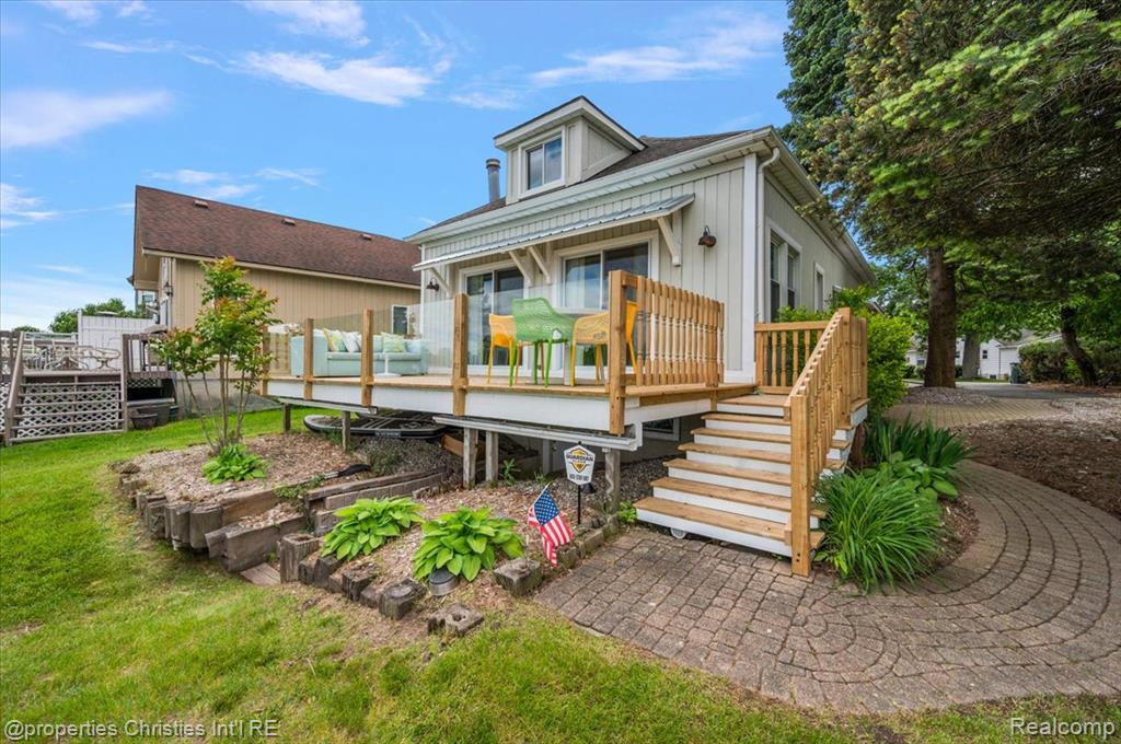 600 Wolverine Drive, Walled Lake, MI 48390 — Photo 4