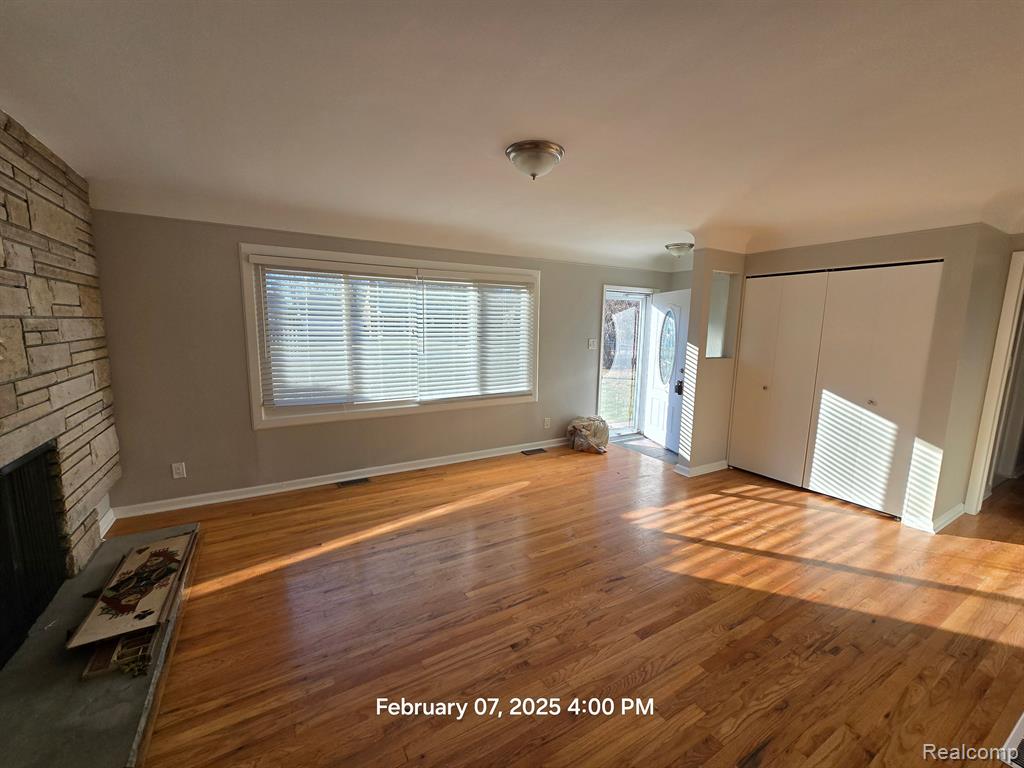 6452 ROCKDALE, Dearborn Heights, MI 48127 — Photo 10