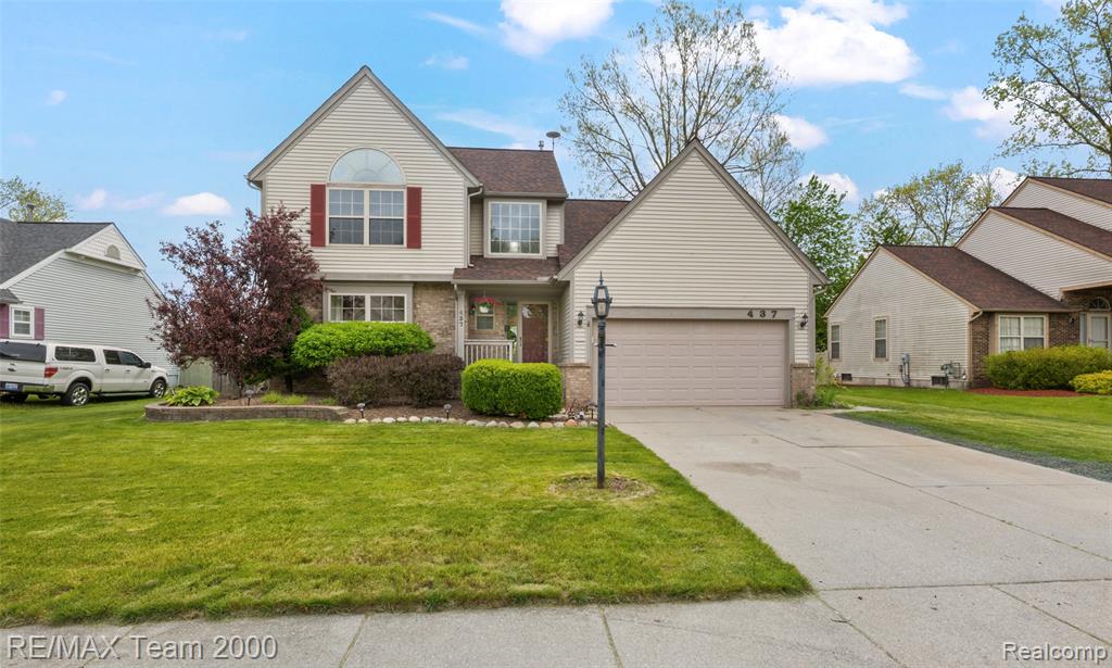 437 Light Tower Court, Belleville, MI 48111 — Photo 2