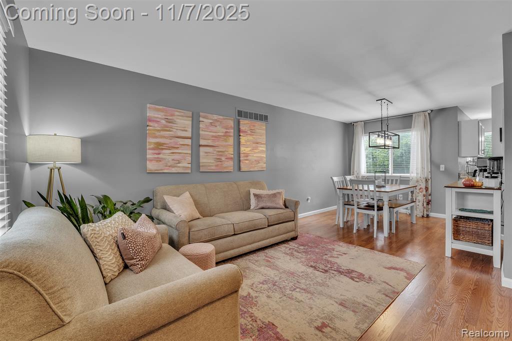8522 Berkshire Drive, Ypsilanti, MI 48198 — Photo 43