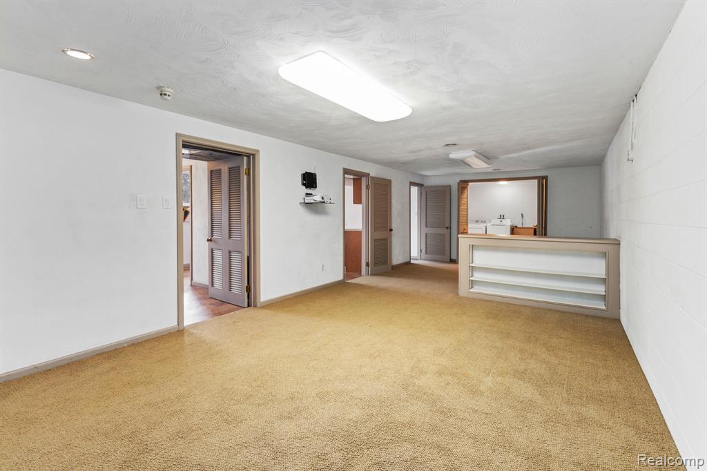 4966 Whispering Pine Lane, Bloomfield Hills, MI 48302 — Photo 31