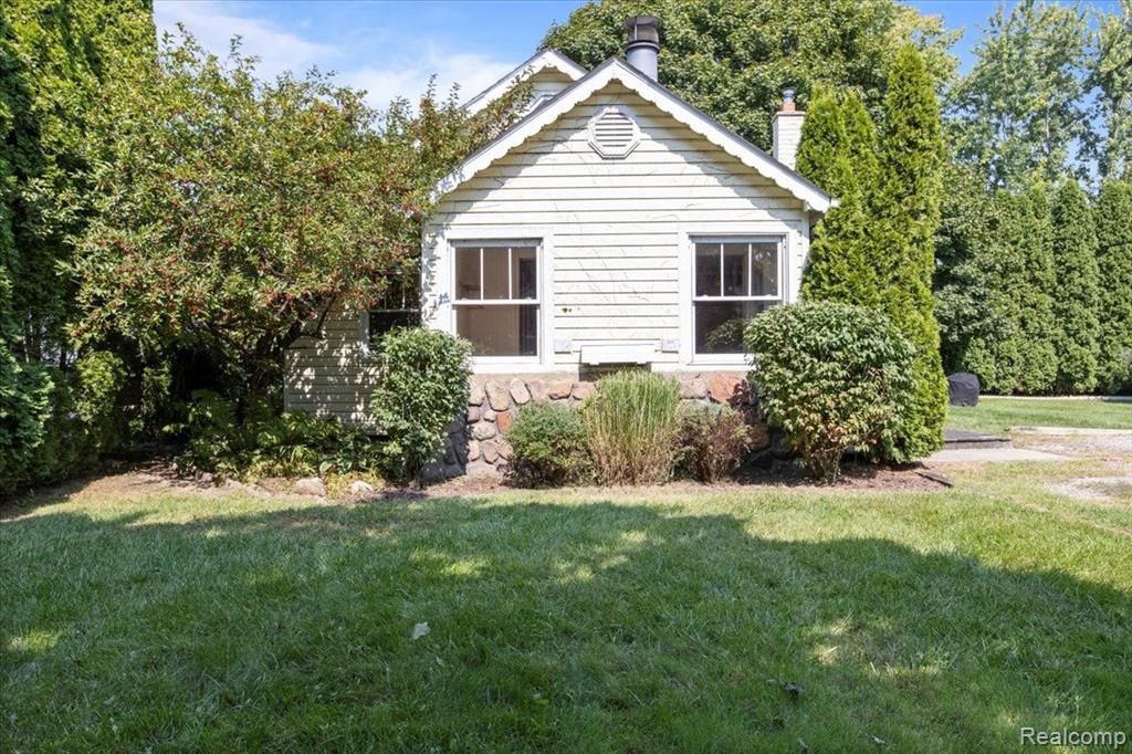 46056 SUNSET Street, Northville, MI 48167 — Photo 23