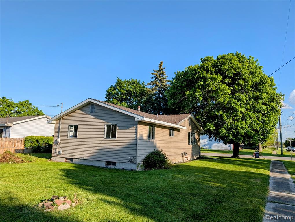 190 MAIN Street, Sebewaing, MI 48759 — Photo 2