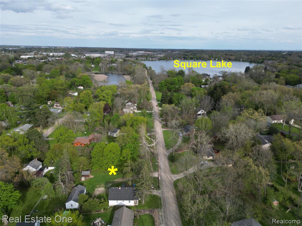 1850-1852 Ward Road, Bloomfield Hills, MI 48302 — Photo 3
