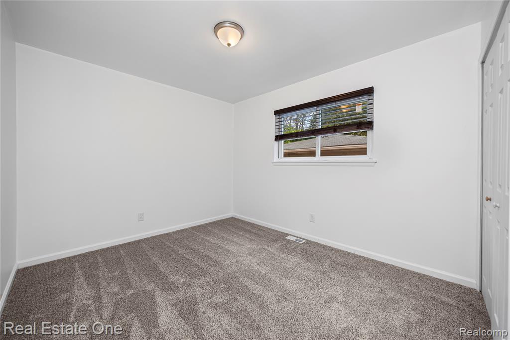4296 Frazho Road, Warren, MI 48091 — Photo 14