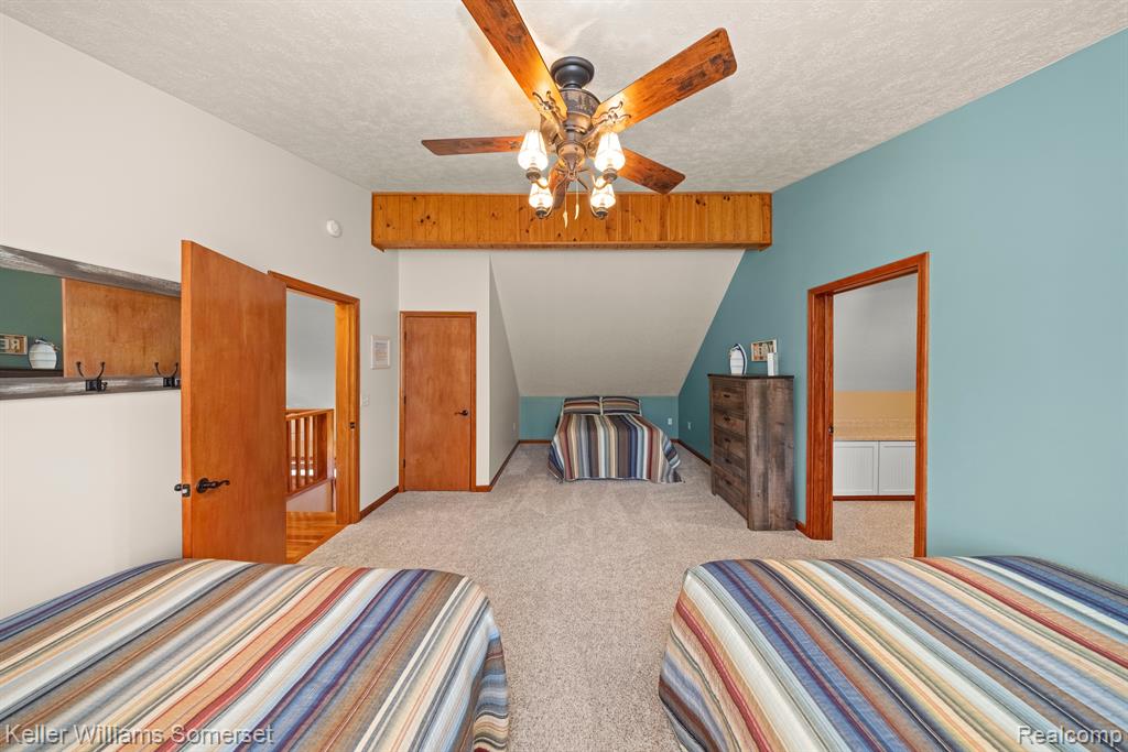 428 CRYSTAL Lane, Roscommon, MI 48653 — Photo 23