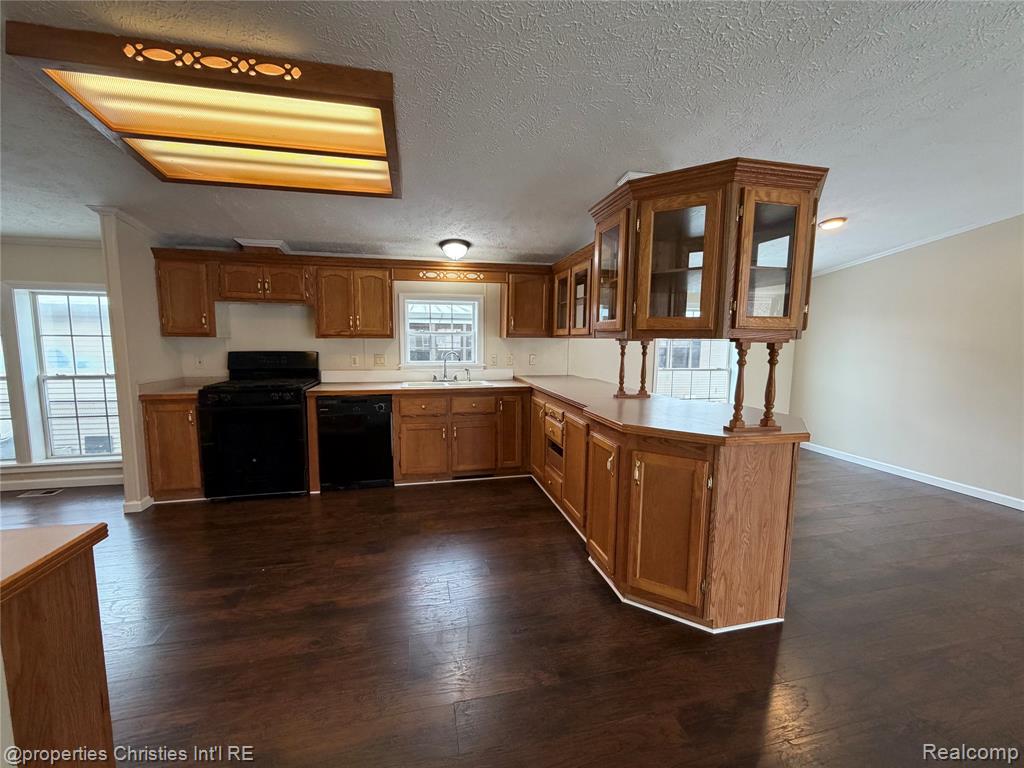 45869 Bonaventure Drive, Macomb, MI 48044 — Photo 7