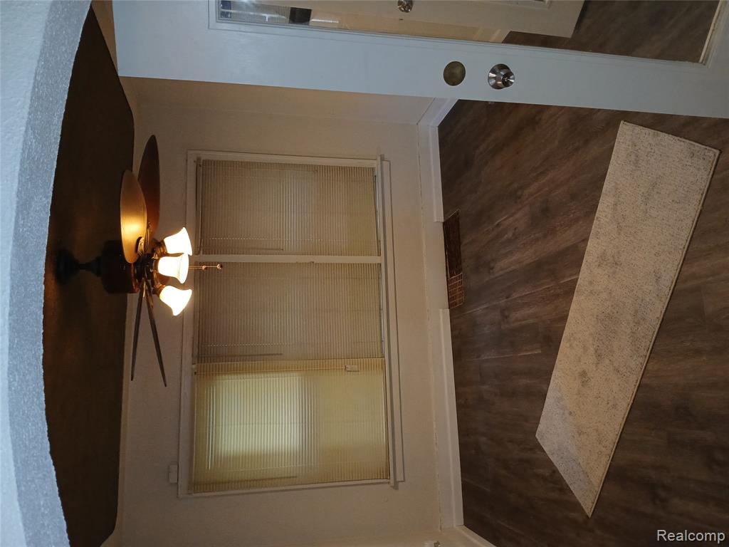 186 Mason Avenue, Norton Shores, MI 49441 — Photo 13