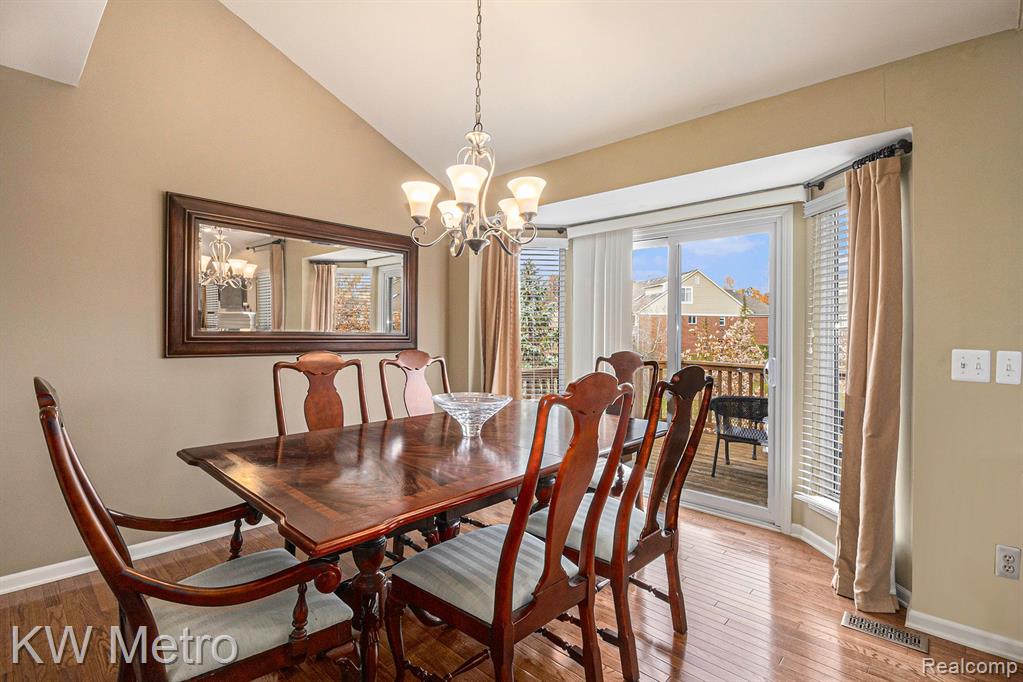 40637 LENOX PARK Drive, Novi, MI 48377 — Photo 7