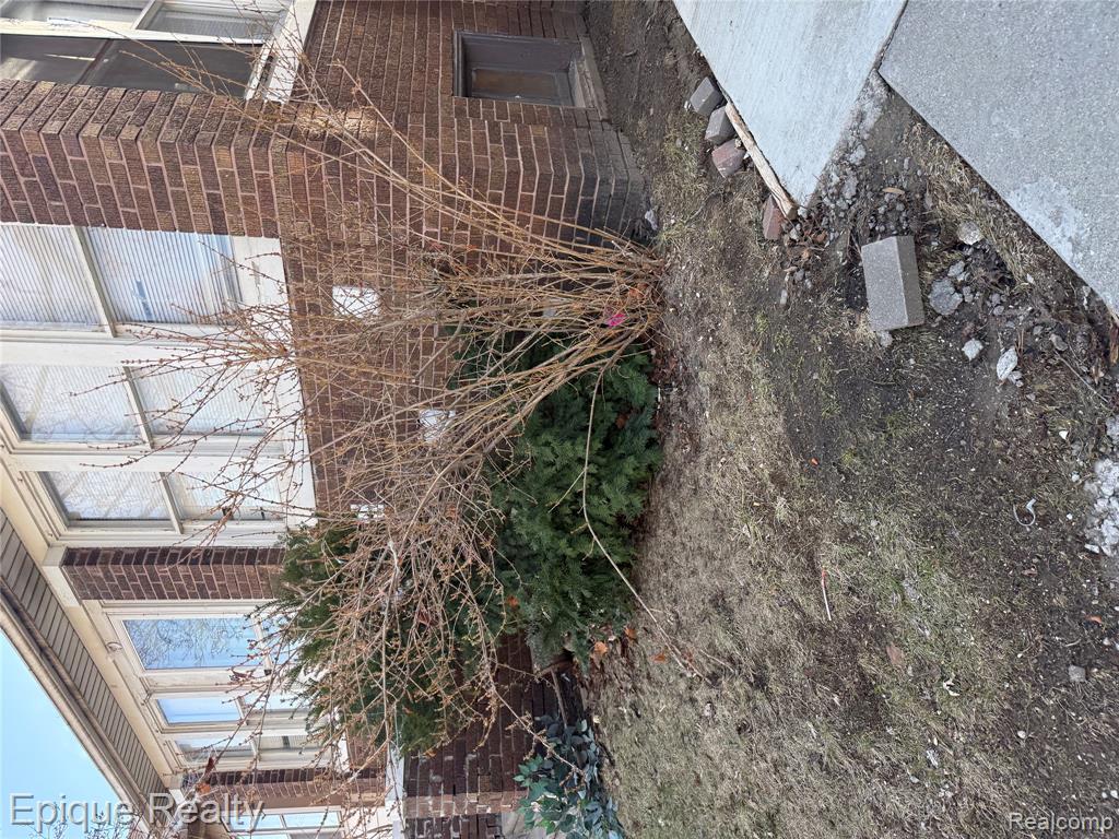 8055 Gartner Street, Detroit, MI 48209 — Photo 2