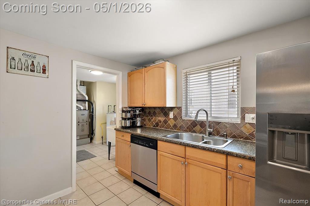 1691 Catalpa Drive, Berkley, MI 48072 — Photo 15