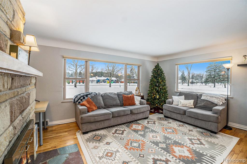 7545 Porter Road, Grand Blanc, MI 48439 — Photo 6