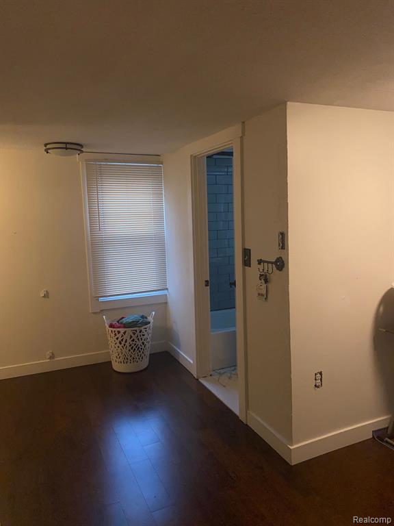 4519 WASHINGTON Street, Wayne, MI 48184 — Photo 36
