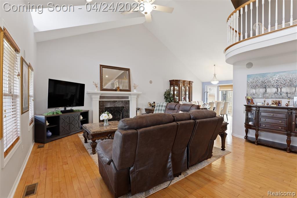 54638 Beacon Cove Circle, New Baltimore, MI 48047 — Photo 5
