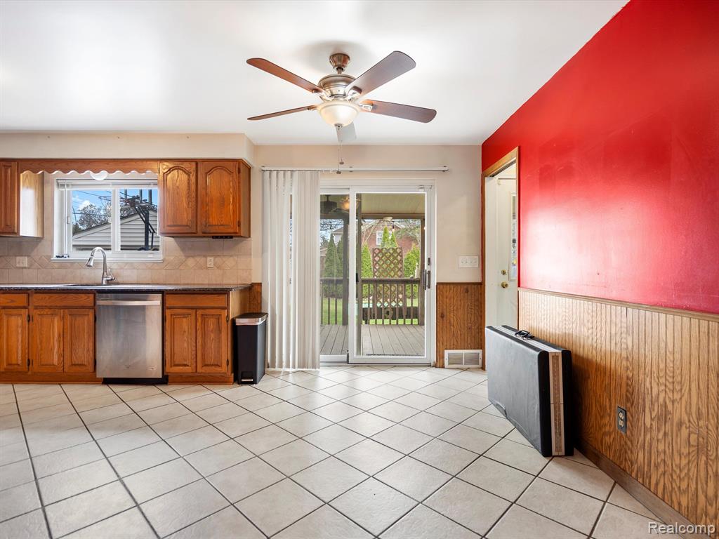 7912 DONNA Street, Westland, MI — Photo 11