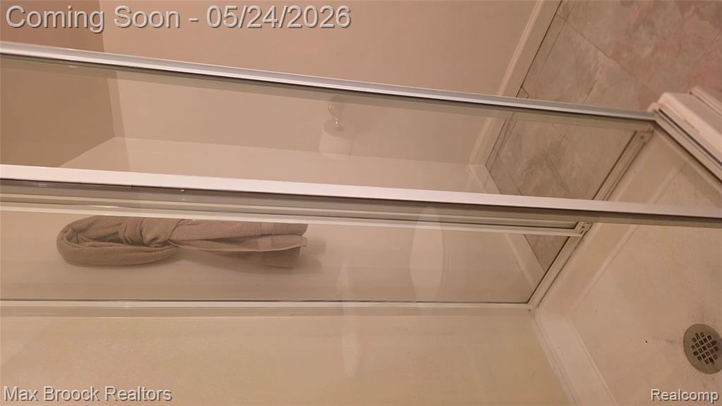 24321 Kipling Street, Oak Park, MI 48237 — Photo 12