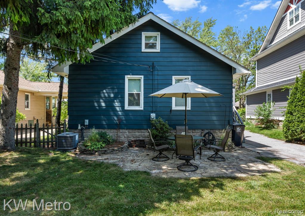 924 E 2nd Street, Royal Oak, MI 48067 — Photo 22