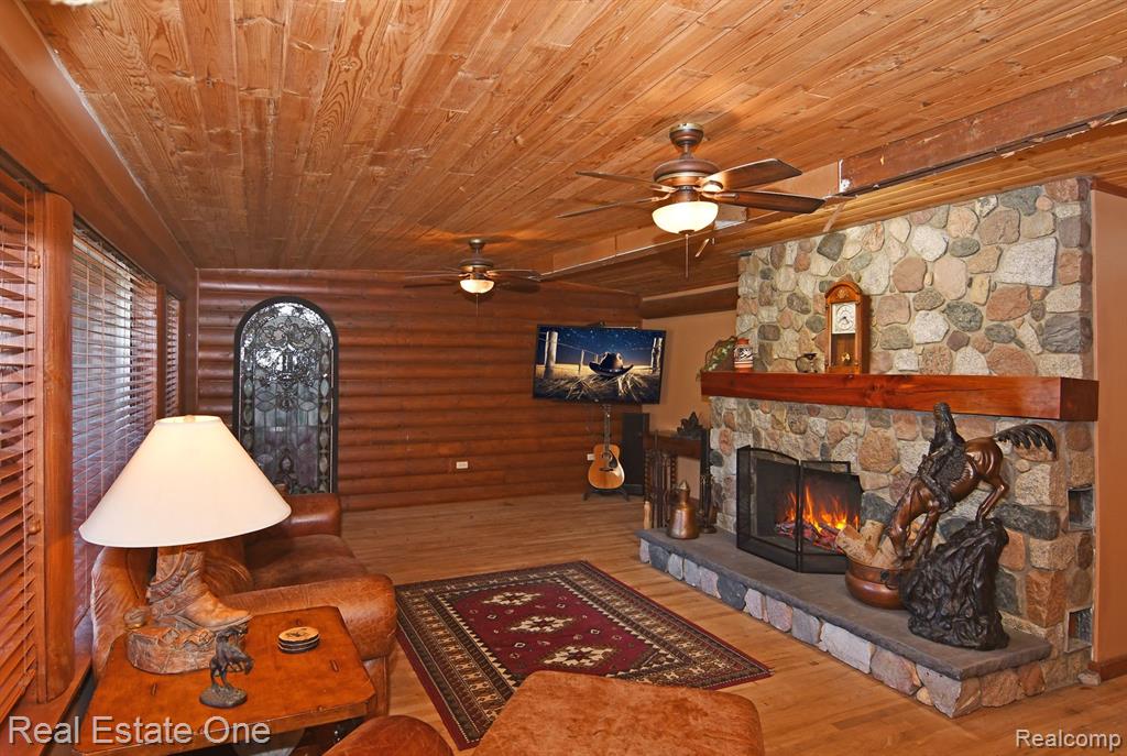 4909 ALGONQUIN Boulevard, Clarkston, MI 48348 — Photo 21