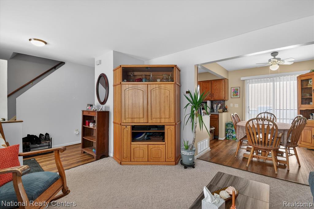 4315 Gale Drive, Howell, MI 48843 — Photo 9