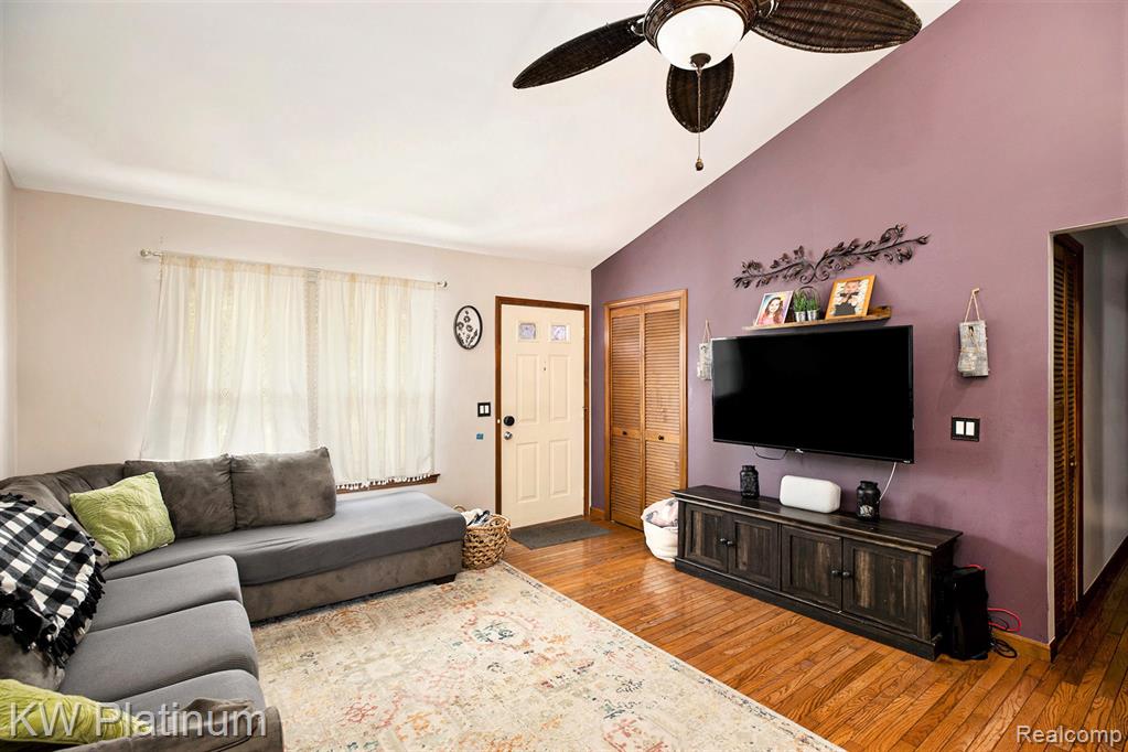 8125 Ogden Drive, Sterling Heights, MI 48314 — Photo 5