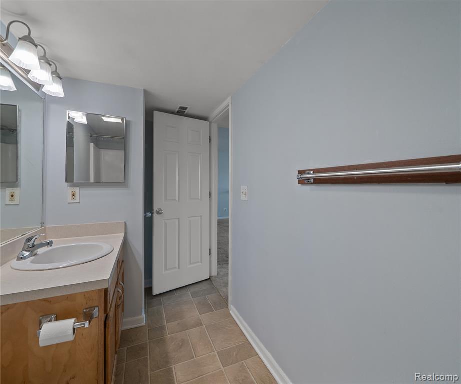 101 Fieldcrest Street, Ann Arbor, MI 48103 — Photo 18