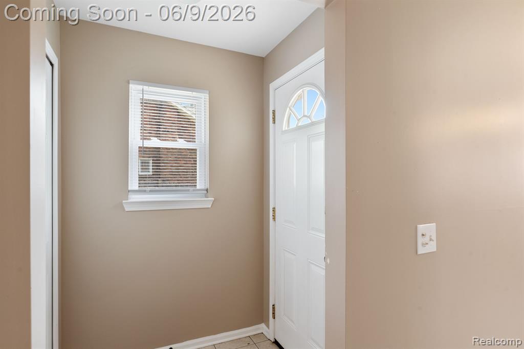 3260 SASHABAW Road, Waterford, MI — Photo 10