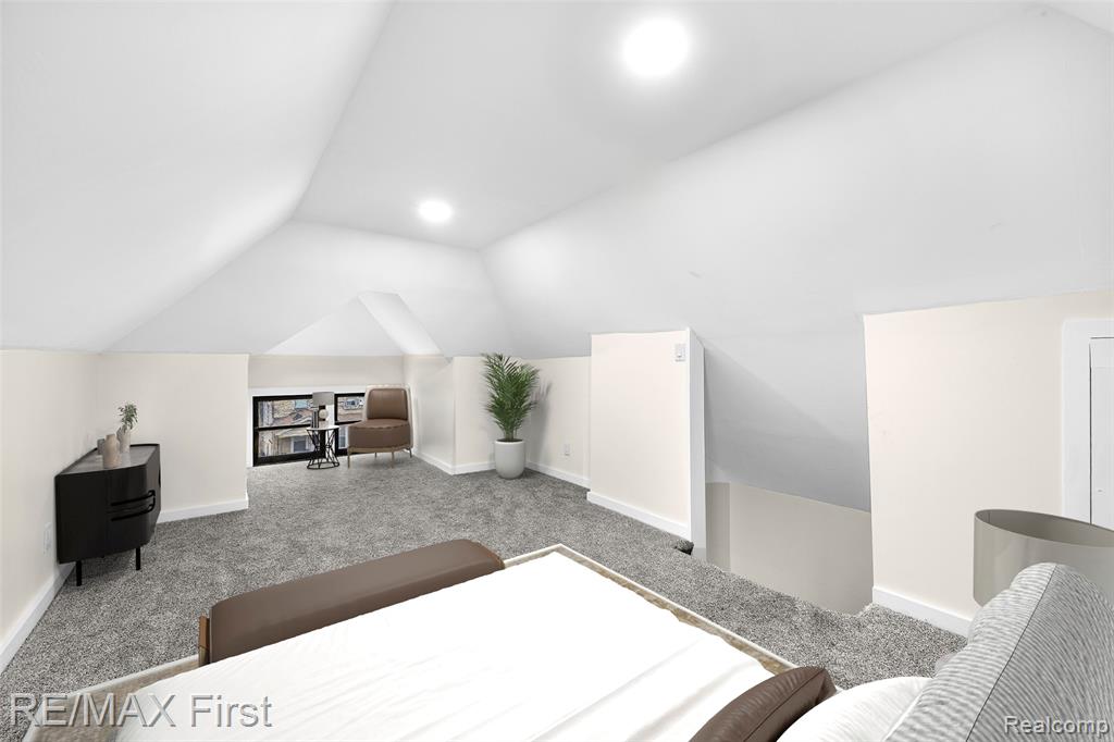 556 Leicester Court, Detroit, MI 48202 — Photo 24