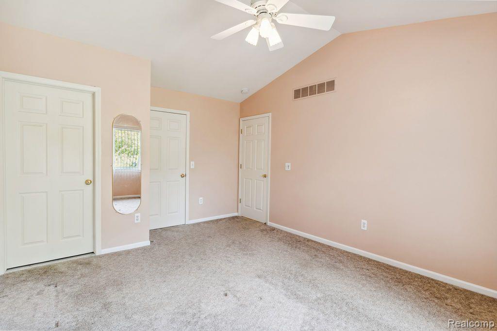 41446 REDMOND, Clinton Twp, MI 48038 — Photo 13